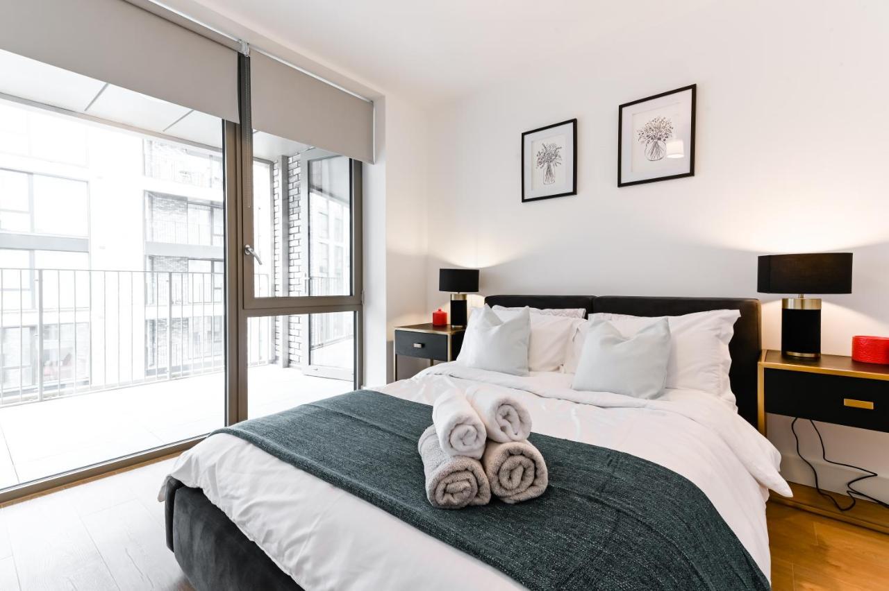 Khayat Homes - The Owelor - Two Bed Londra Exterior foto